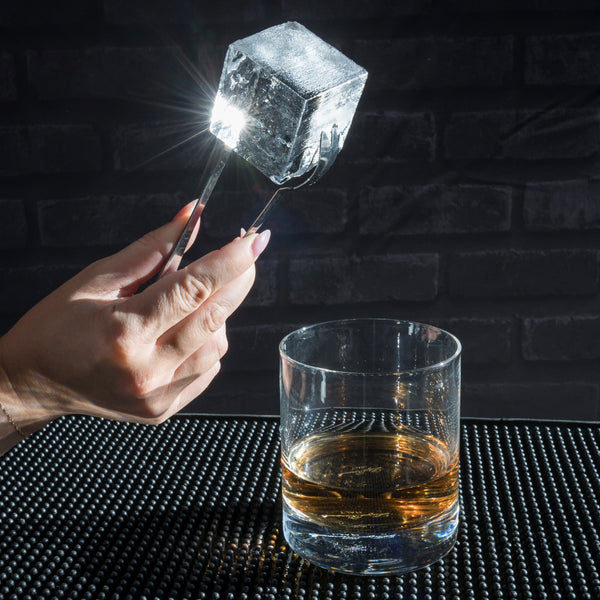 Clear Ice Cubes | Make 8 Whiskey King Cubes | Dramson